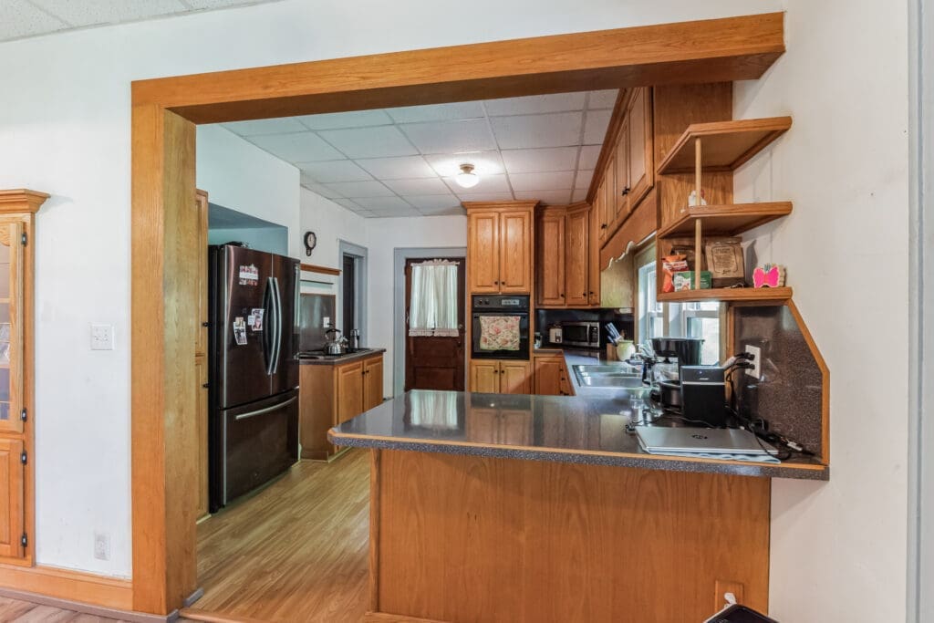 2491_NC-274_Cherryville_NC_28021_USA-Kitchen-P2467975